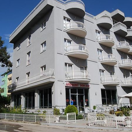 Hotel Marika Golem  Exterior foto