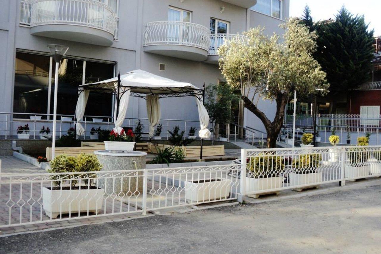 Hotel Marika Golem  Exterior foto